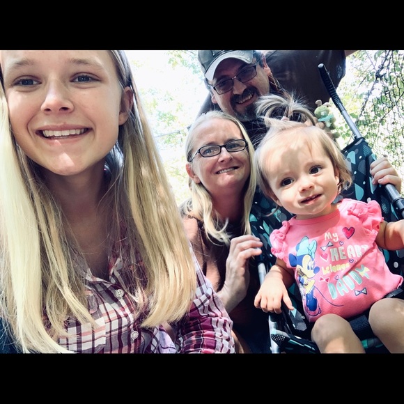 Meet your Posher, Beth - Picture 10 of 10